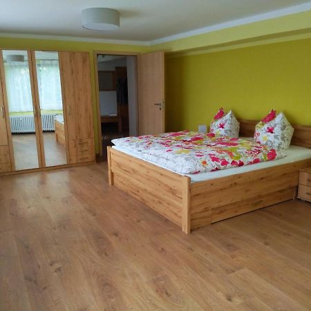 Ferienwohnung Kreuzgasse Бад Франкенхаузен Екстериор снимка